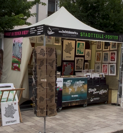 Der Buchstabenorte-Stand auf der Kunstmeile in Ebingen.